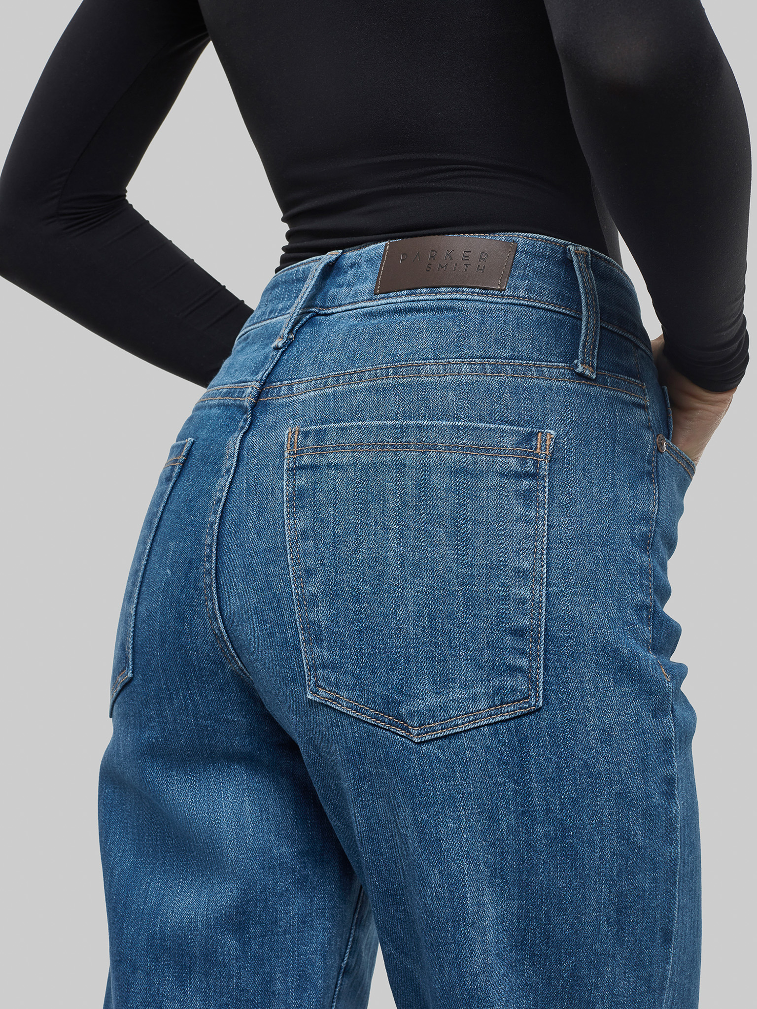 STUDIO ITEM Relaxed Straight in Pacific