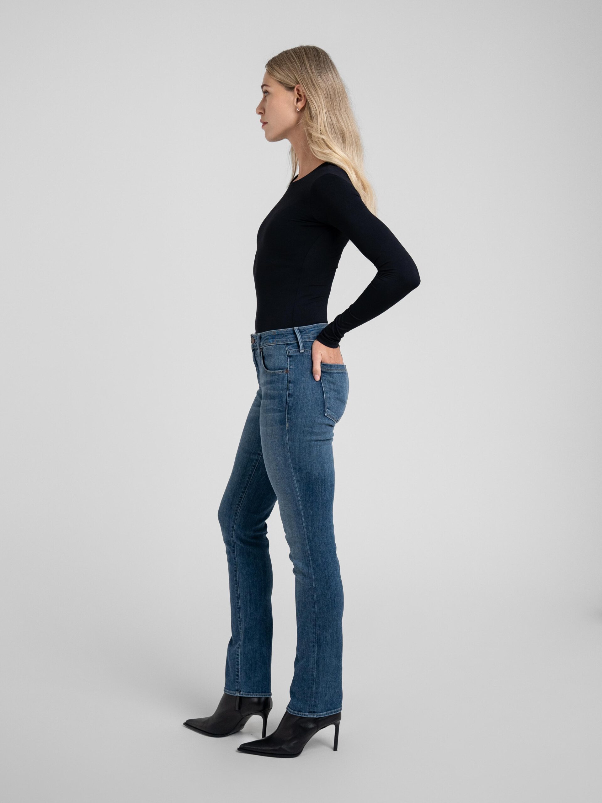 Runaround Sue in Gash