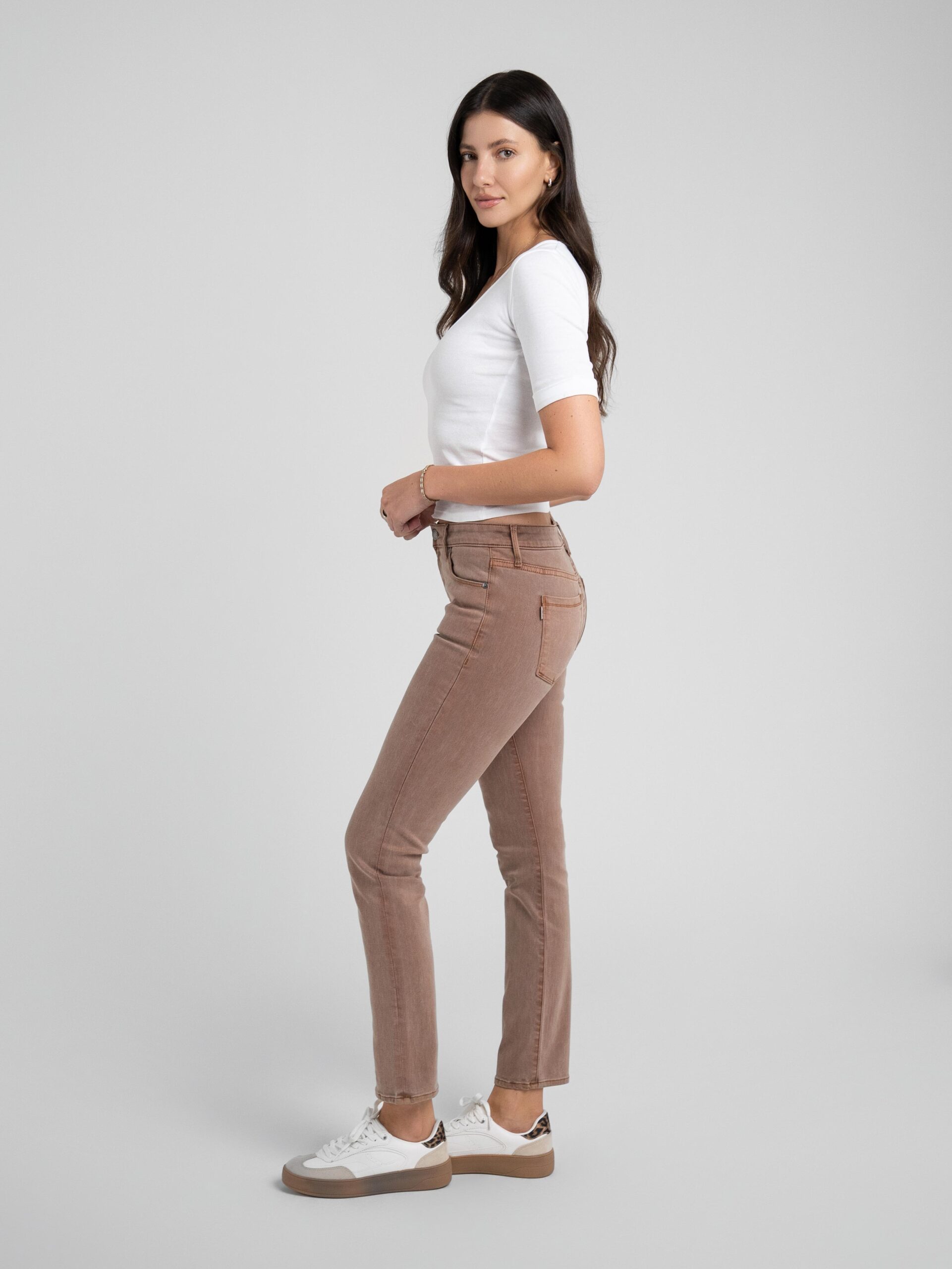 Runaround Sue in Toffee