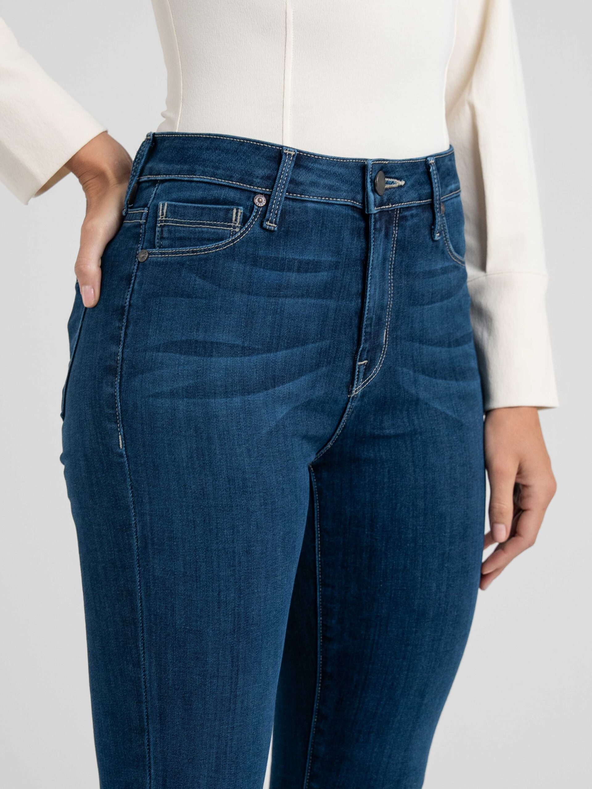 Bombshell Skinny in Reservoir