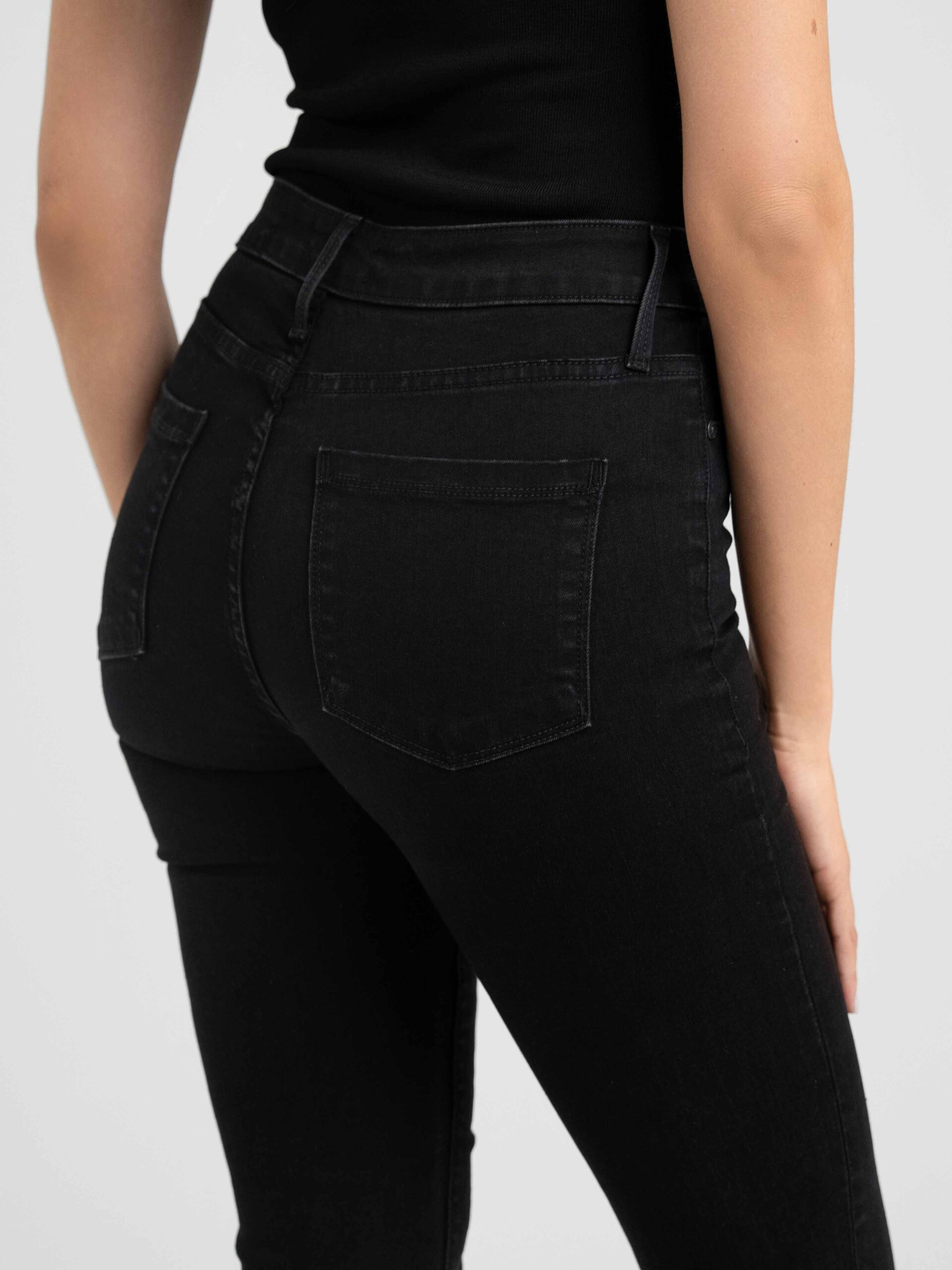 Bombshell Bell Wicked Tango