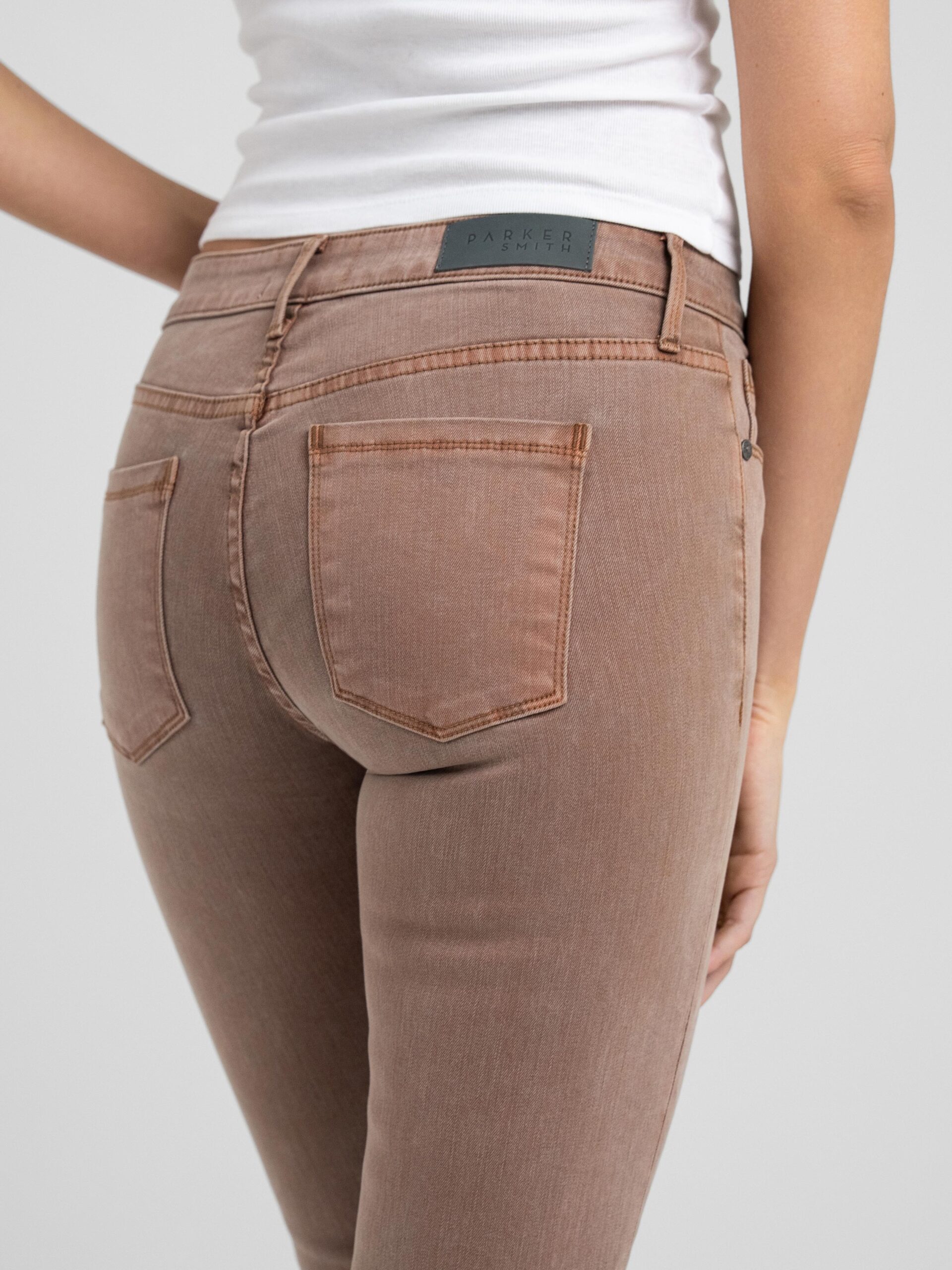 Runaround Sue in Toffee