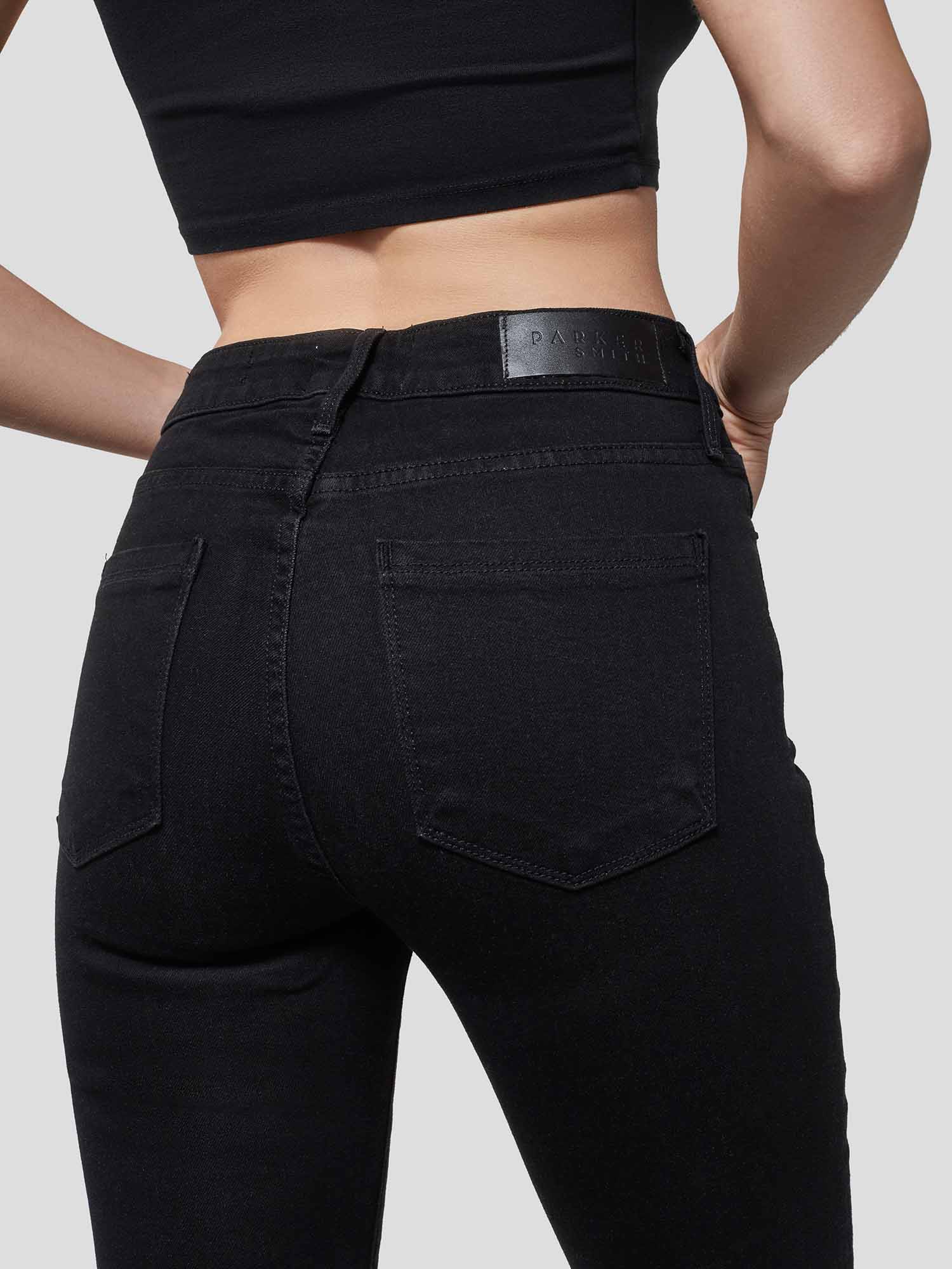 Bombshell Straight in Stallion