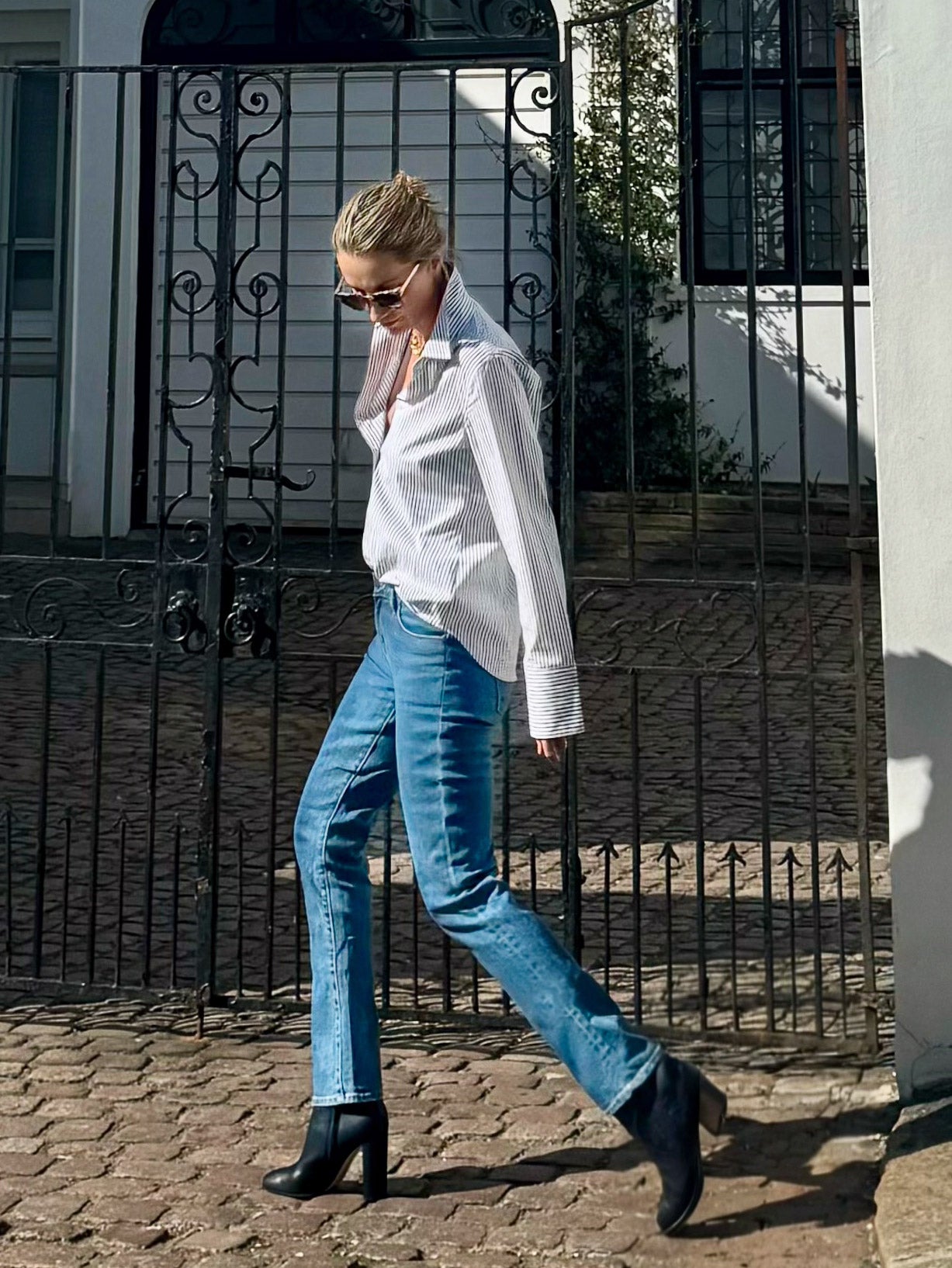 Runaround Sue in Jagger