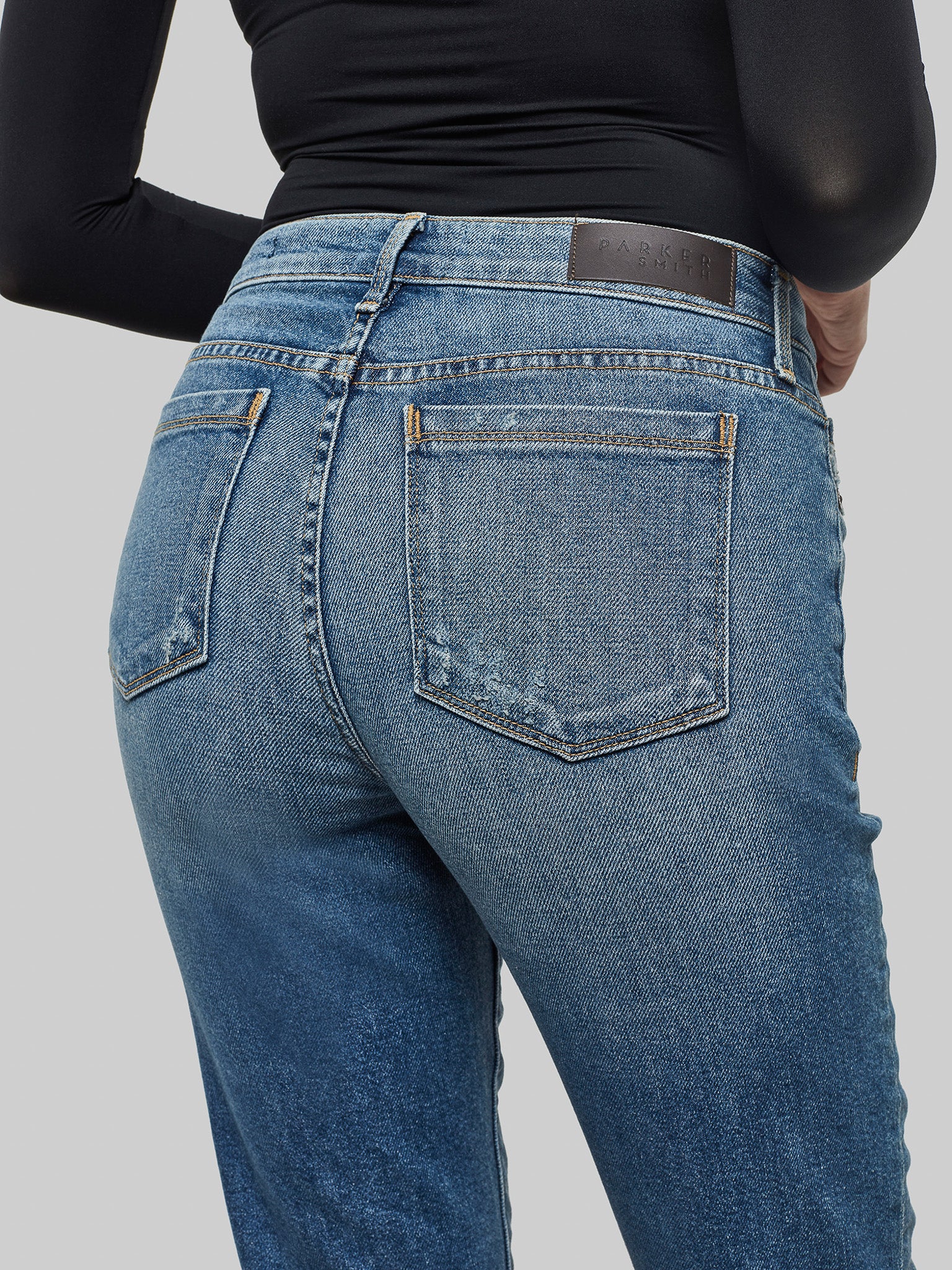 Runaround Sue Crop w/Double Raw Hem in Lust