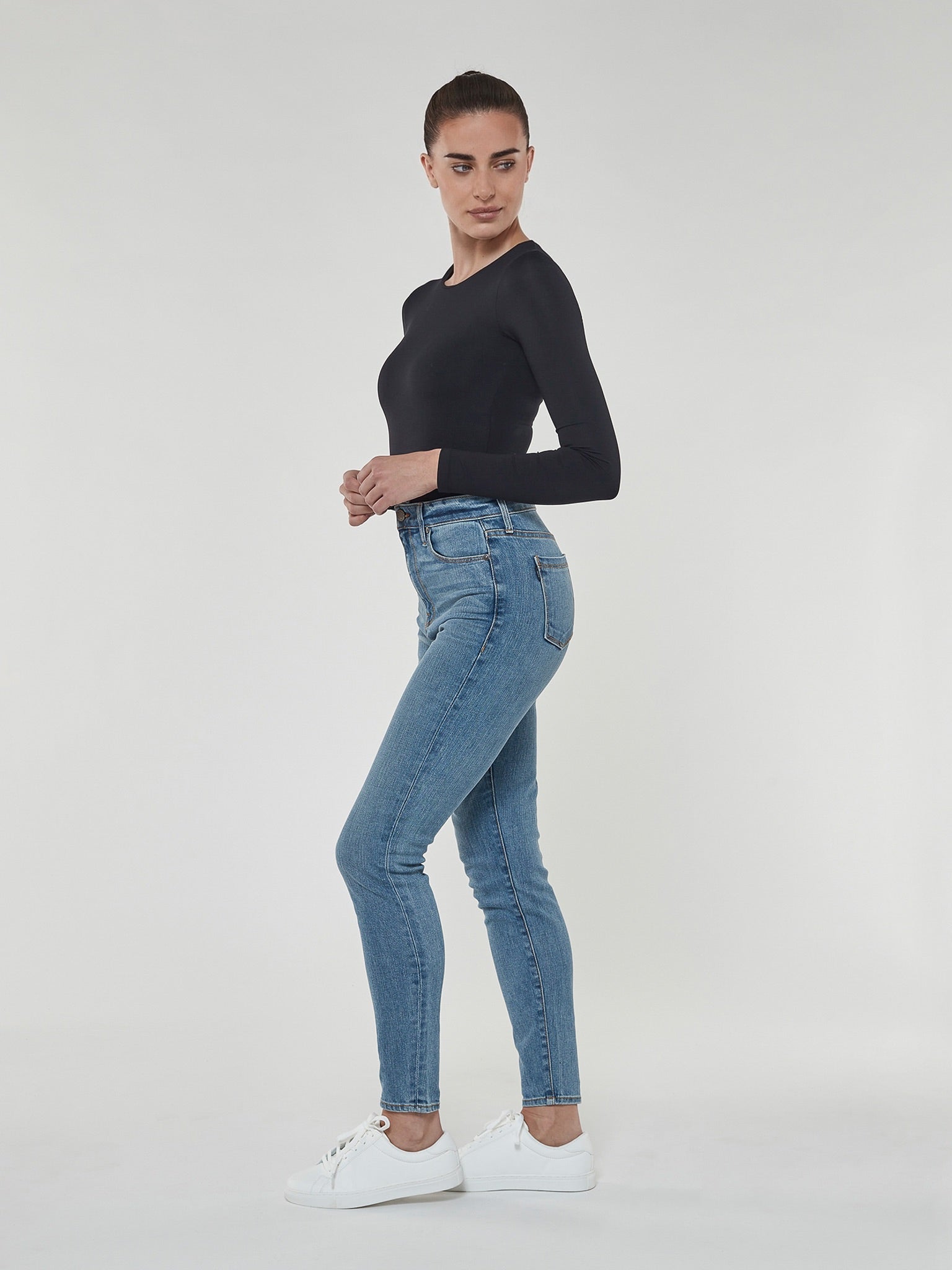 Super Bombshell Skinny in Brentwood