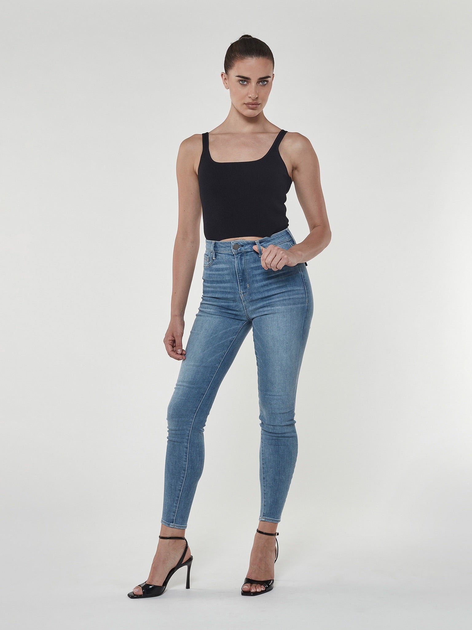 Super Bombshell Skinny in Laguna