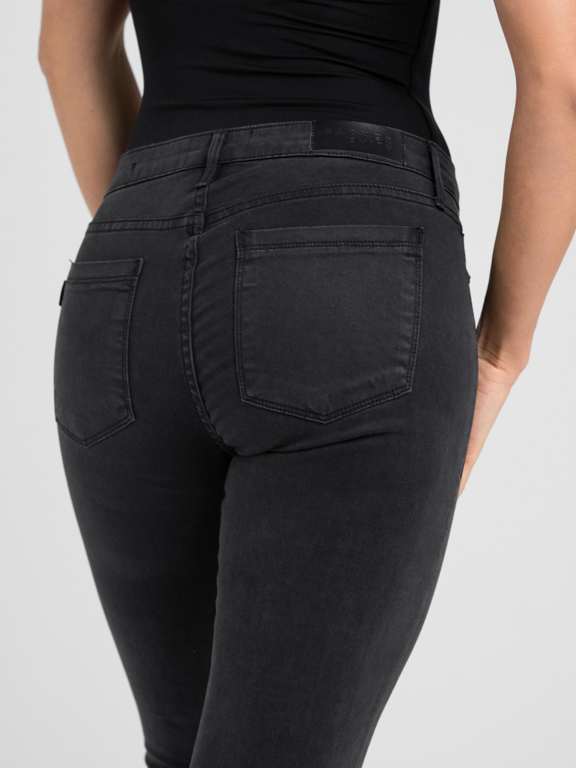 Kam Skinny in Phantom Destroyed